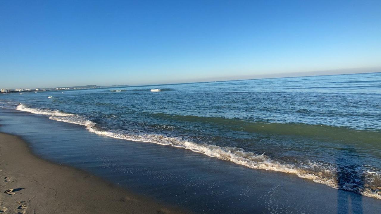 Promo Price September - Home By The Sea 1 Min From The Beach Голем Экстерьер фото