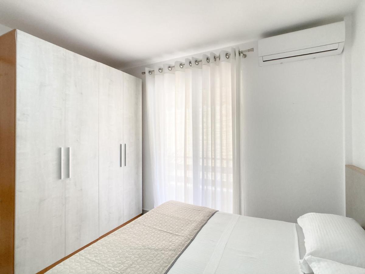 Promo Price September - Home By The Sea 1 Min From The Beach Голем Экстерьер фото